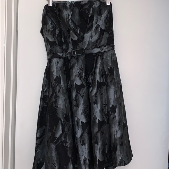 Never worn black and silver strapless dress - Picture 3 of 4